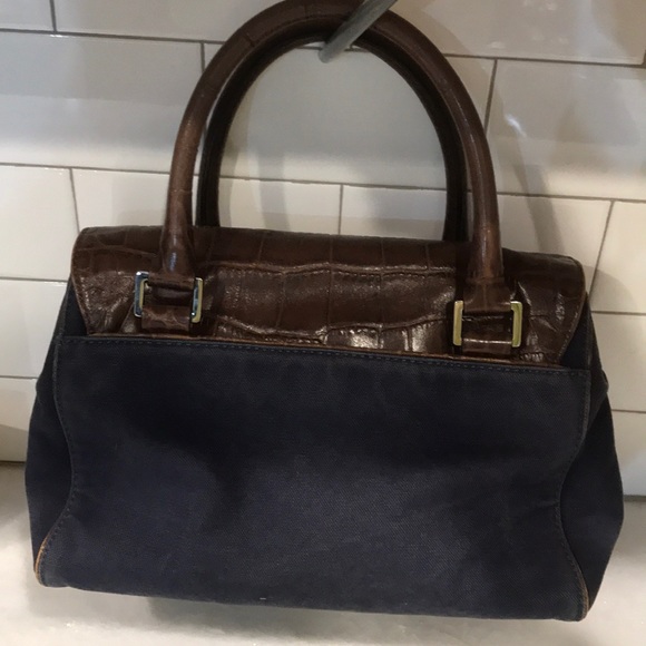 Michael Kors canvas and crocodile handbag - Picture 2 of 6